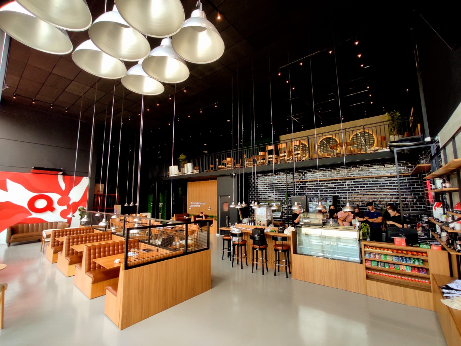 Com investimento de R$ 1 milhão, Quiero Café inaugura unidade em Guarapuava