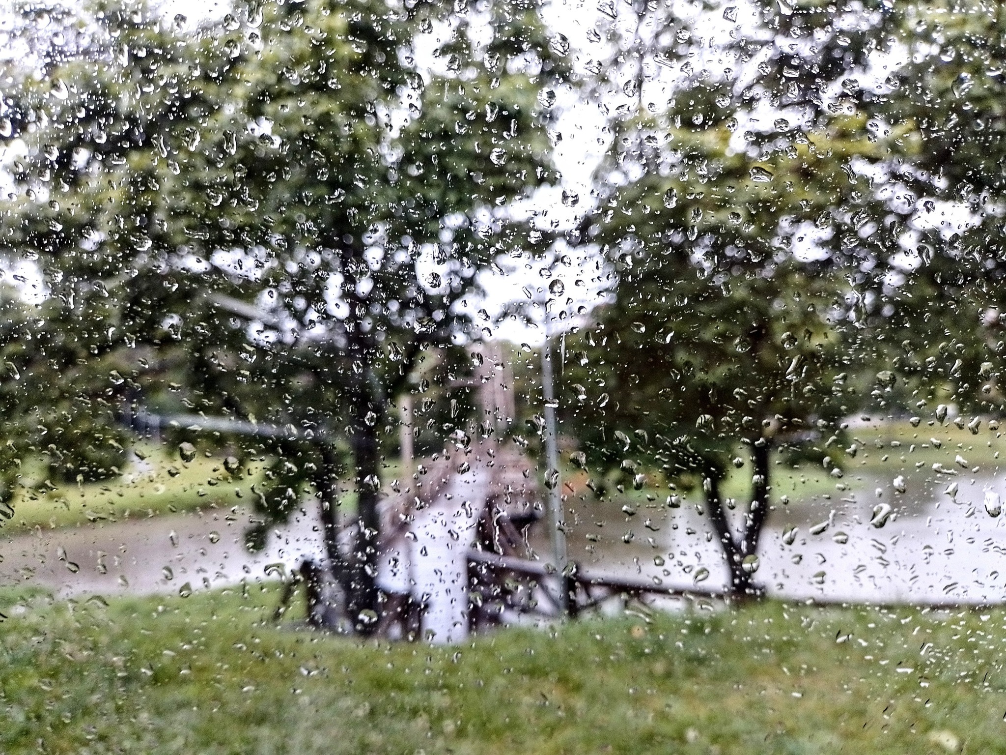 Abril terá chuva abaixo e temperatura acima da média na maior parte do Paraná