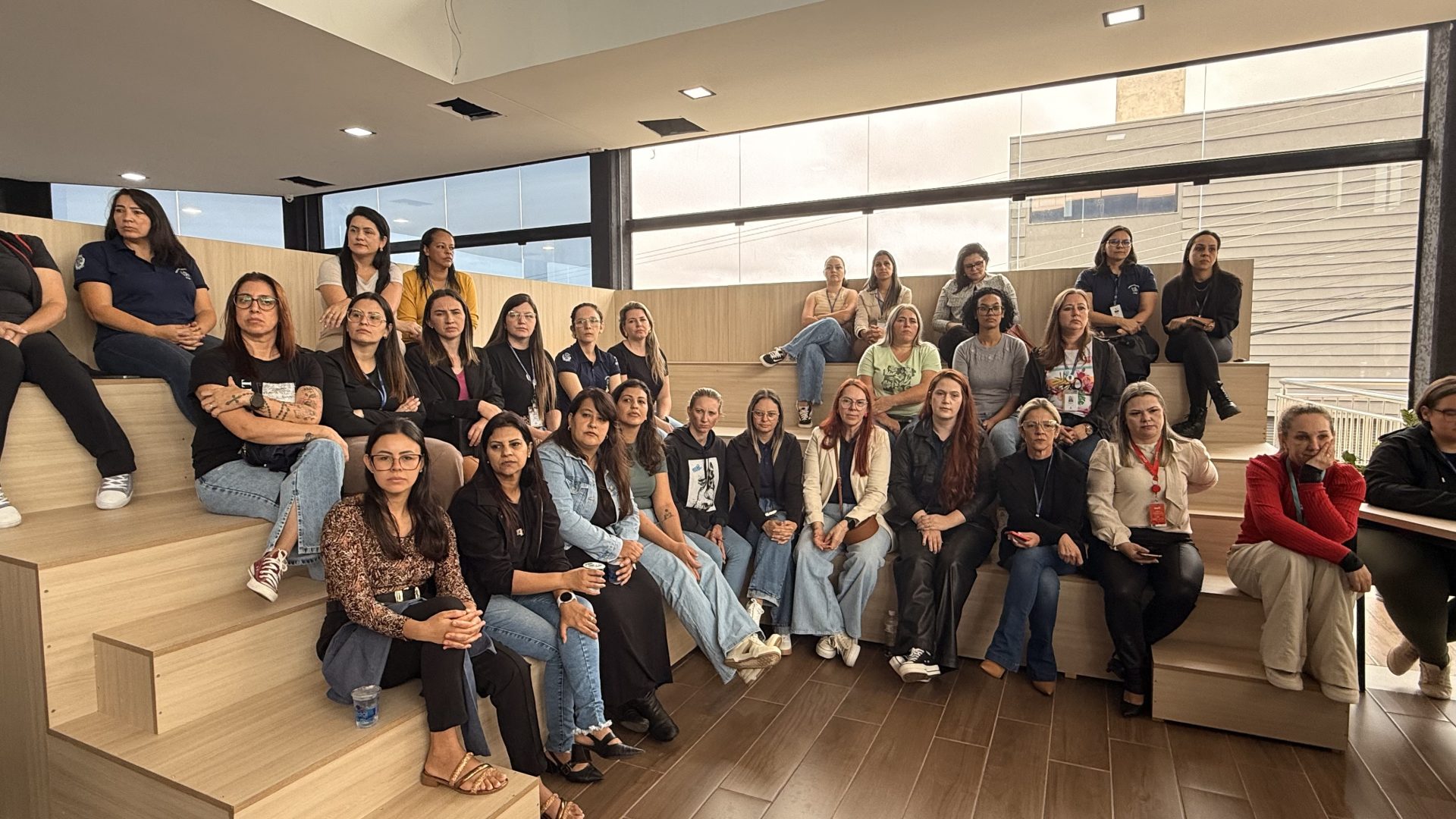 Professores de tecnologia participam do ‘Conecta Professores do Futuro’ na Secretaria de Inovação em Guarapuava
